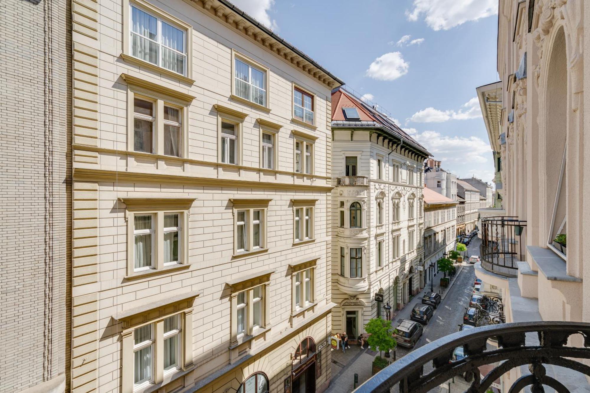 Super Chic With A Private Balcony * Budapest