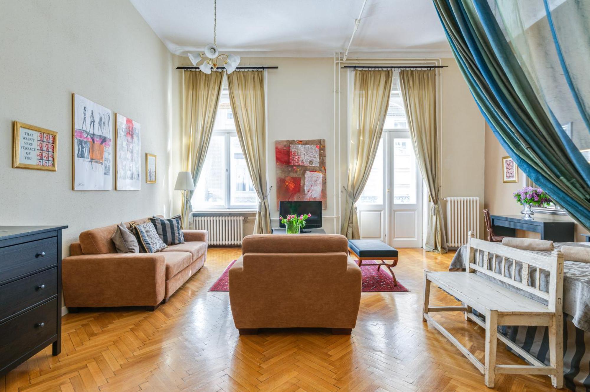 Super Chic With A Private Balcony Appartamento